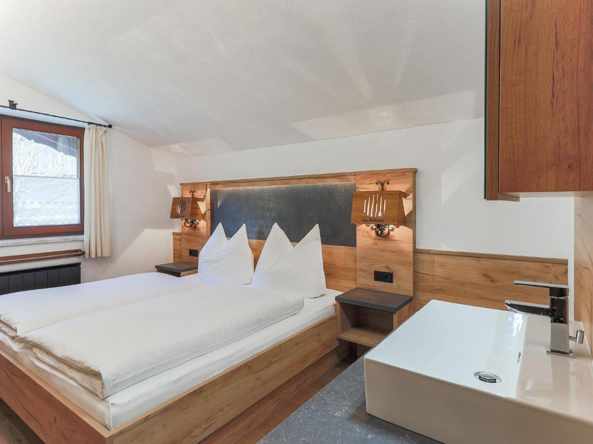 Beautiful Apartment In Brixen In The Thale Brixen im Thale Exteriör bild