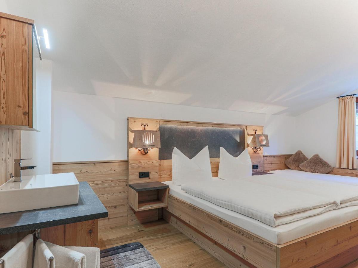 Beautiful Apartment In Brixen In The Thale Brixen im Thale Exteriör bild